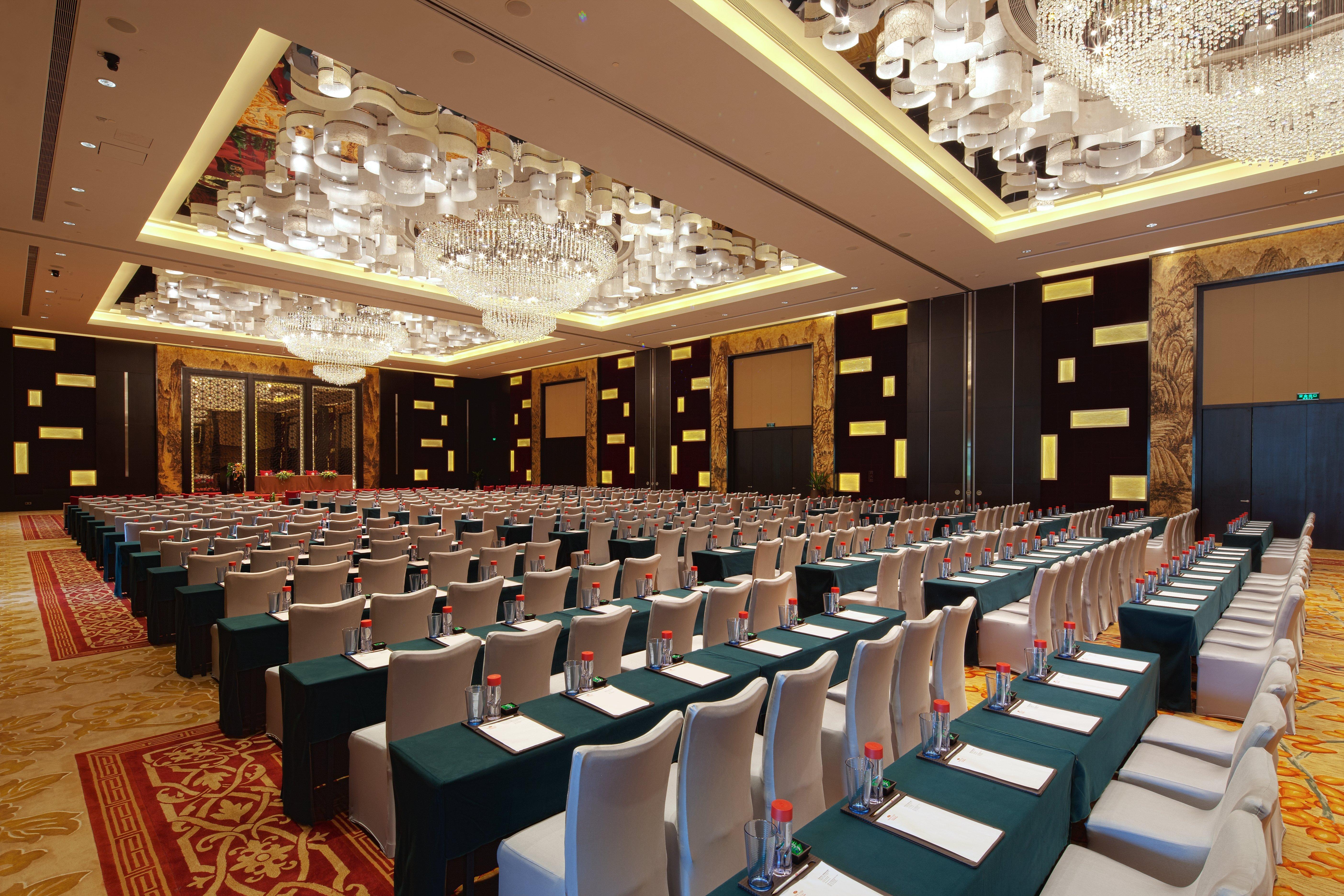 Crowne Plaza Guangzhou Huadu By Ihg - Free Shuttle Bus Between Hotel To Exhibition Center During Canton Fair Dış mekan fotoğraf