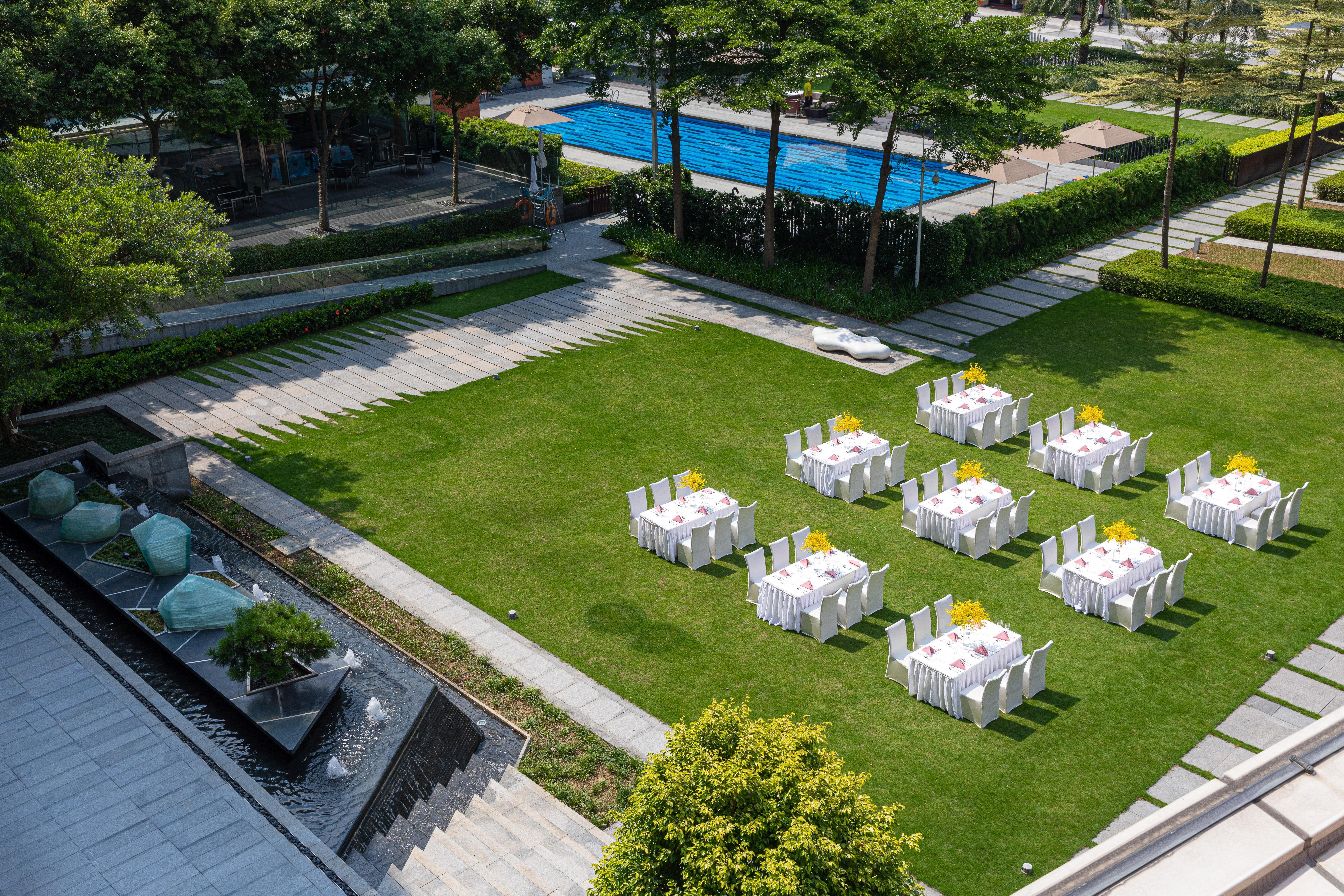 Crowne Plaza Guangzhou Huadu By Ihg - Free Shuttle Bus Between Hotel To Exhibition Center During Canton Fair Dış mekan fotoğraf