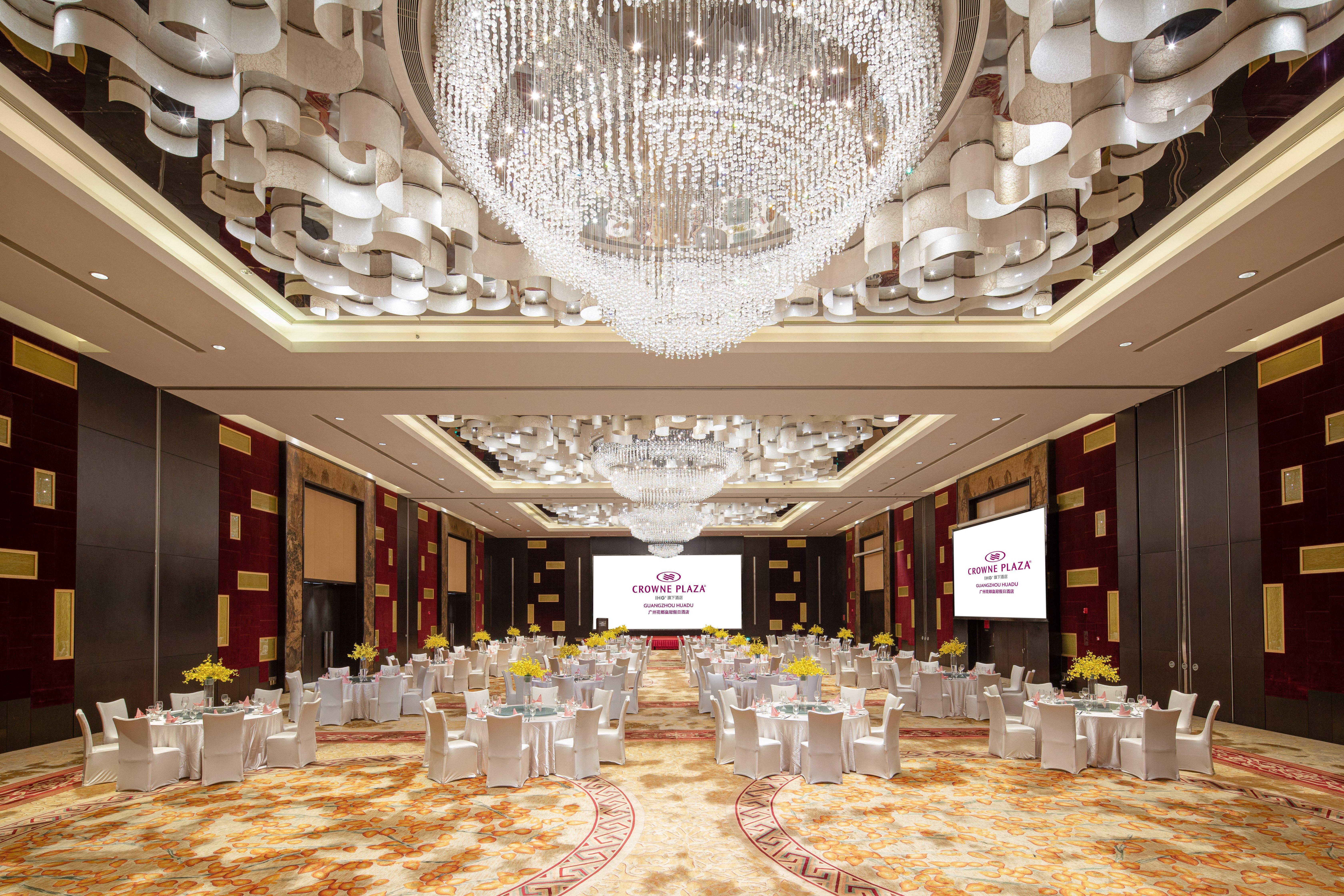 Crowne Plaza Guangzhou Huadu By Ihg - Free Shuttle Bus Between Hotel To Exhibition Center During Canton Fair Dış mekan fotoğraf